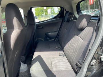 Nissan Pixo
